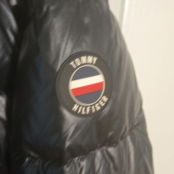 Tommy Hilfiger Shiny Black Puffer Coat - Picture 3 of 7